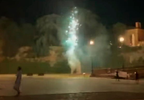 I fuochi d’artificio sparati davanti alla Rocca di Lugo, in pieno centro