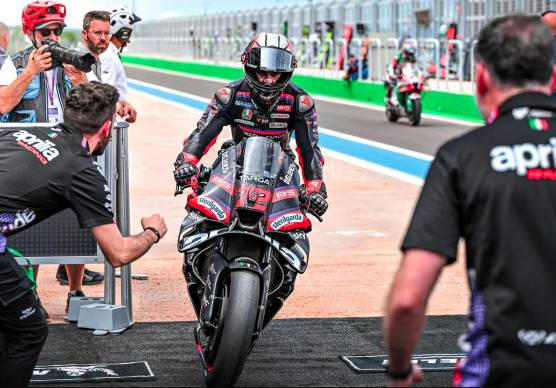 MotoGp, Marco Bezzecchi trionfa nel Gp del Brasile e prende il comando del mondiale