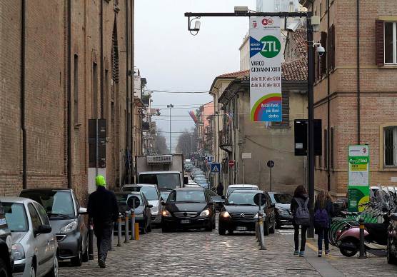 Rimini. Nuova Ztl: 2.833 multe in un mese, circa 100 verbali al giorno