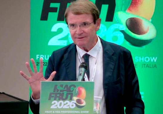 Renzo Piraccini durante la presentazione del Macfrut 2026