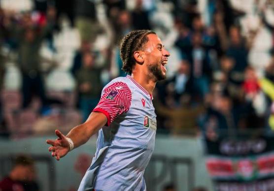 Il difensore centrale Luigi Palomba in maglia Vis Pesaro