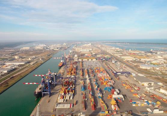 L’associazione operava attraverso i porti di Ravenna e Civitavecchia, per un valore accertato di oltre 1.800.000 euro