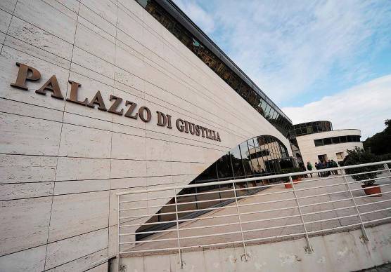 Cattolica. Turista denunciò violenze: niente processo per i due stagionali