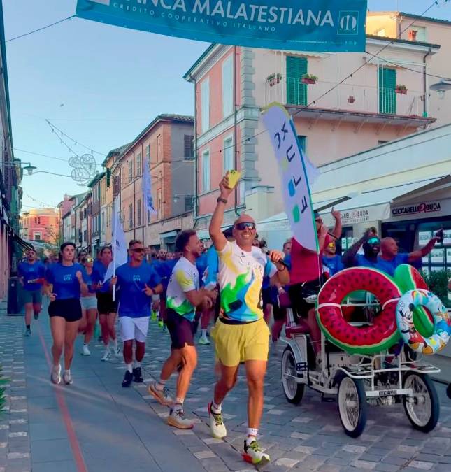“Santa Run”, una festa di corsa lungo le strade di Santarcangelo - Gallery
