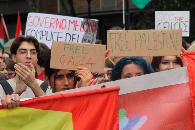 Ravenna, “Blocchiamo tutto”: la manifestazione per Gaza crea grossi disagi al traffico - Gallery