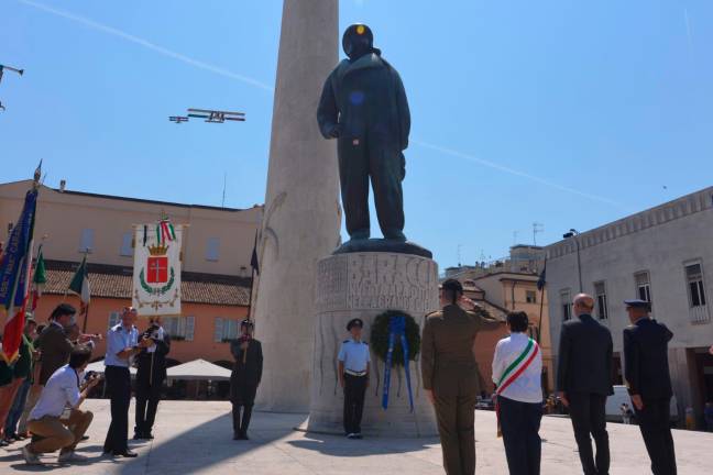 Lugo, l’omaggio a Francesco Baracca con le Frecce Tricolori - Gallery