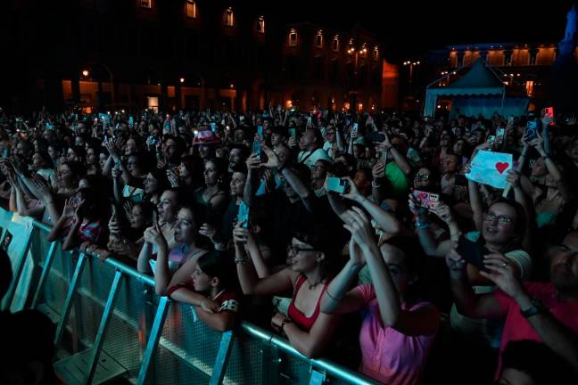 Notte Rosa a Forlì, l’assessora Cintorino: “Un successo che genera ricchezza al di là delle parole dei soliti detrattori” - Gallery