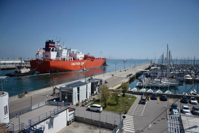 Marina di Ravenna, il faro apre ai visitatori in occasione di “Deportibus” - VIDEO GALLERY