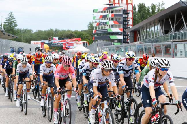 Nel 2025 il Giro d’Italia donne si concluse con la tappa Forlì-Imola (foto Mmph)