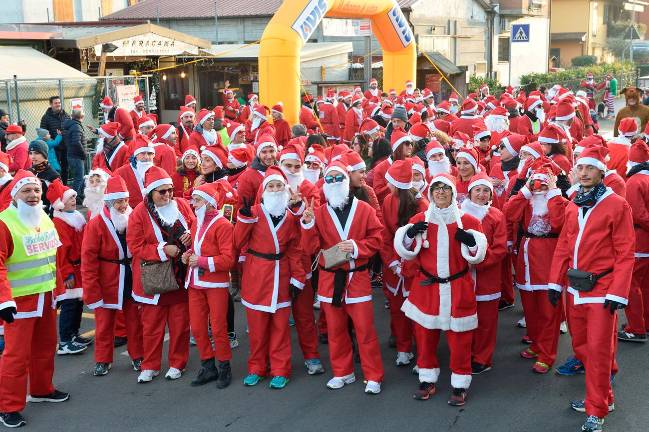 Lugo, la camminata dei Babbi Natale torna il 13 dicembre