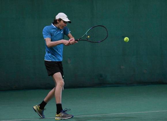 Steve Racioppi Tennis, Pfister ai quarti al