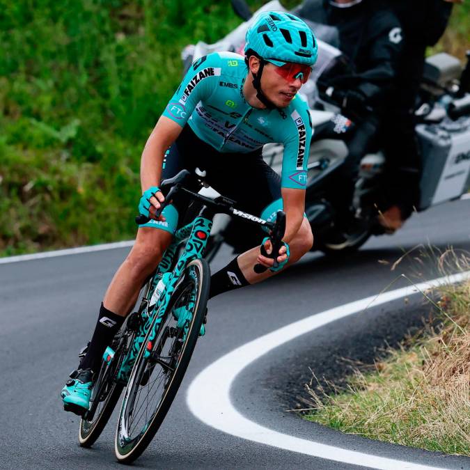 Ciclismo, fuggo dunque sono, Tarozzi all’attacco del Giro: “Ora la gente mi riconosce per strada”