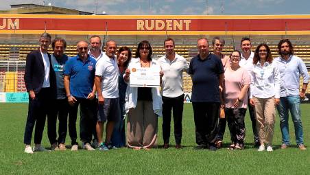 Ravenna, consegnato ad Advs il ricavato della “Partita del cuore”