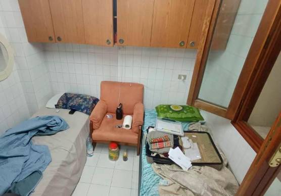 Ben 20 persone identificate di nazionalità bengalese, pakistana e marocchina