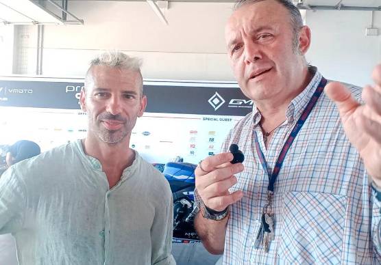 Melandri: «La squalifica di Bezzecchi? Un modo per fare show» / VIDEO