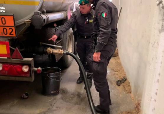 Cesena, la truffa del gasolio: una frode da 400mila litri arrivati dall’Est Europa VIDEO