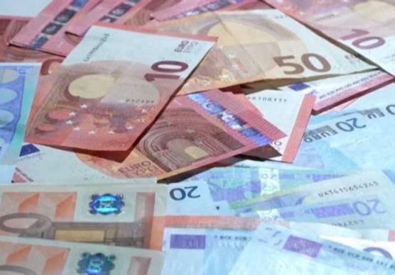 Il truffatore ha raccontato alla malcapitata che lei era l’ottava vittima e a una avevano rubato 60mila euro