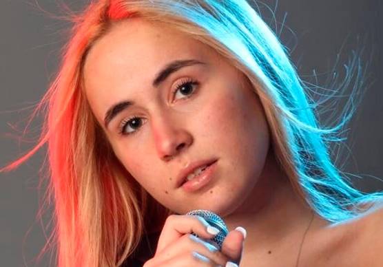 Matilde Montanari voce dei Santa Balera