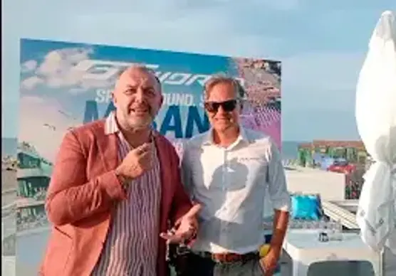 Misano aspetta Valentino Rossi al Gt3 World Challenge con un nuovo spettacolo in musica VIDEO
