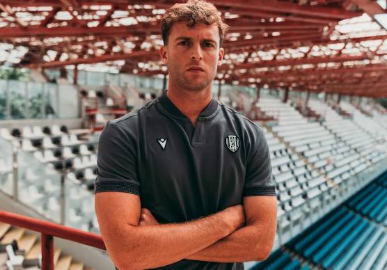 Il Cesena ha ufficializzato il centrocampista Luca Schirone: arriva in prestito con obbligo di riscatto