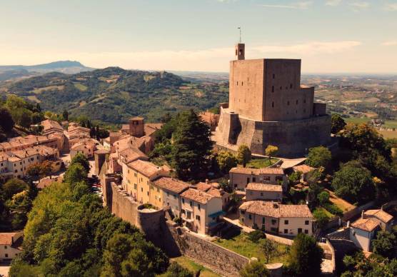 Montefiore Conca, tredicenne scomparso nelle campagne: ritrovato sano e salvo dopo quattro ore di ricerche