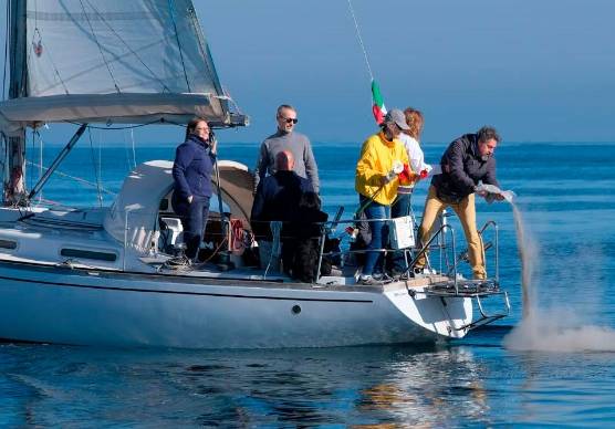 La dispersione in mare delle ceneri