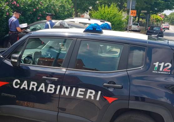 Novafeltria, spray urticante per saltare il compito, denunciati 5 ragazzini