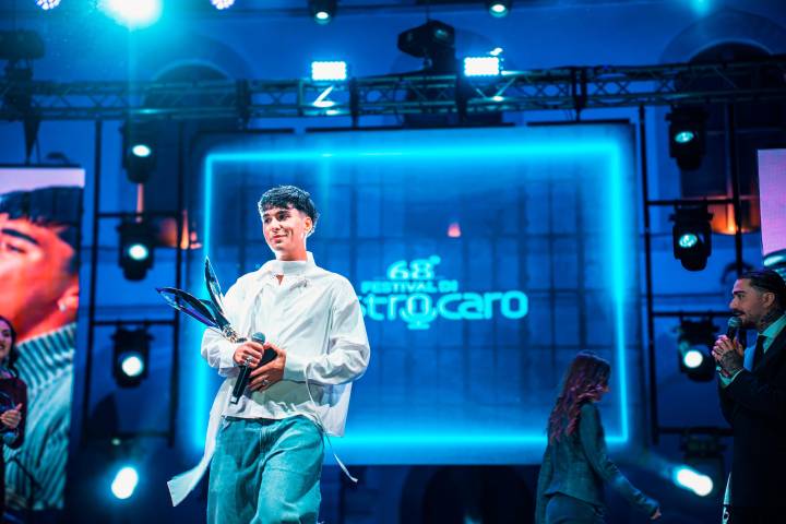 Alessio conquista il Festival di Castrocaro