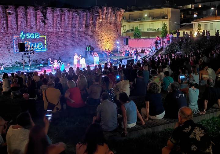 “Sgr live 2025”: 15 spettacoli gratuiti all’Arena Francesca da Rimini