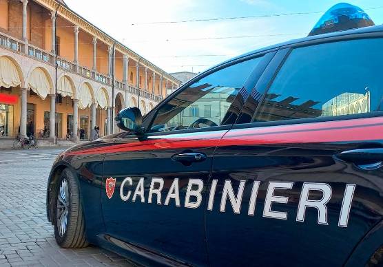 Faenza, si presenta dalla ex e la minaccia di morte: arrestato