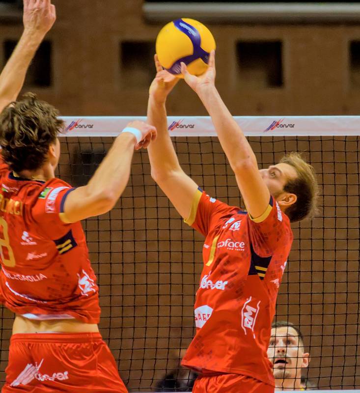 Antonino Russo alza per la veloce di Filippo Bartolucci foto massimo fiorentini