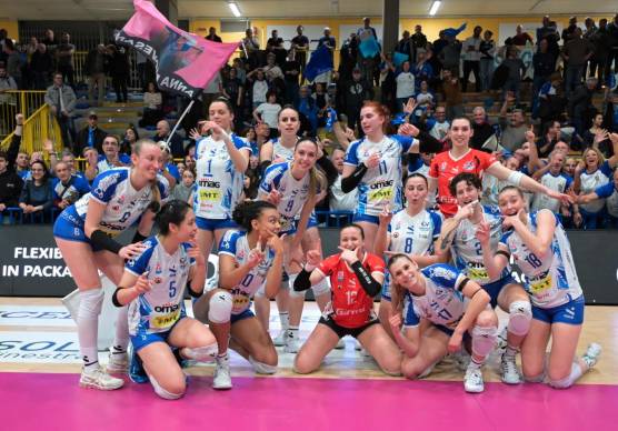 La festa della Omag-Mt San Giovanni in Marignano per la salvezza in A1