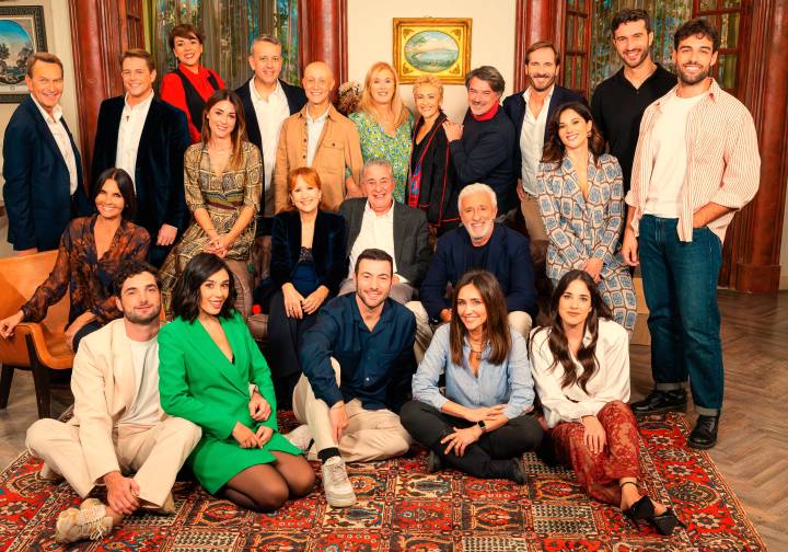 Il cast di Un posto al sole