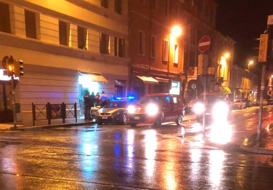 La Polizia in zona Barriera a Cesena