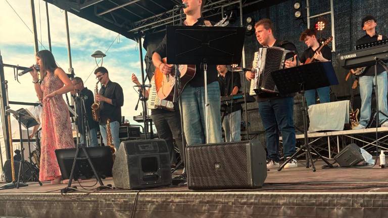 Rimini. Liscio Street Parade: tre serate tra orchestre, scuole di ballo e dirette Rai