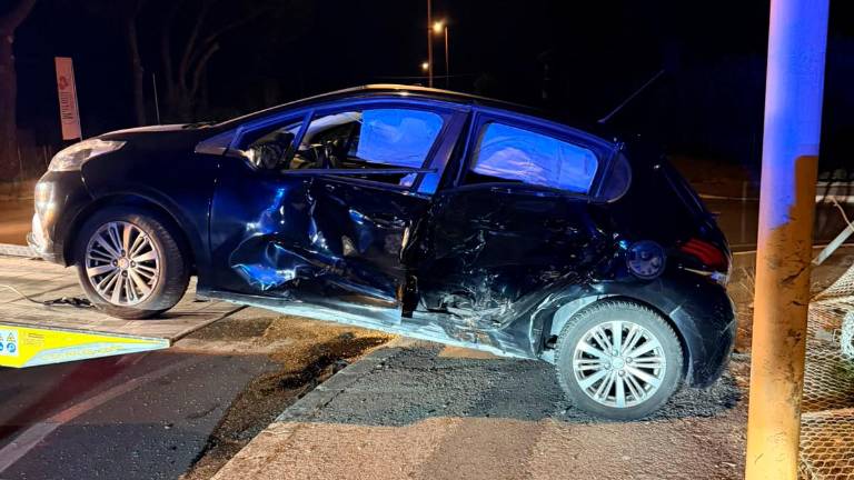 Una delle due auto coinvolte