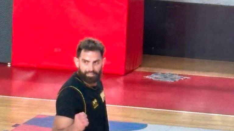 Un Antonello Ricci già carico al suo primo allenamento al Pala Ruggi