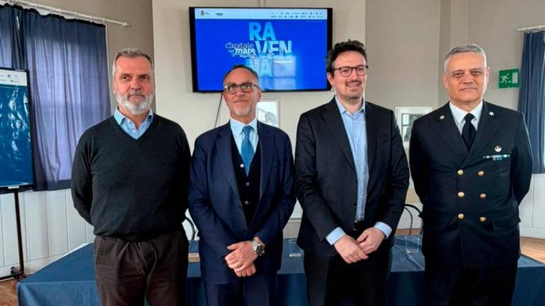 Da sinistra il vicepresidente del Cvr Enrico Gambi, Francesco Benevolo, il sindaco Alessandro Barattoni e Maurizio Tattoli