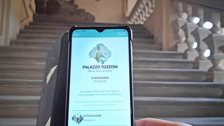 Imola, l'ultima discendente Tozzoni guida la visita del palazzo museo