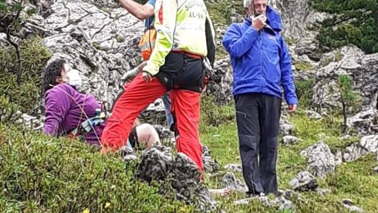 Sindaca di San Mauro Pascoli cade in montagna: rotti tibia e perone