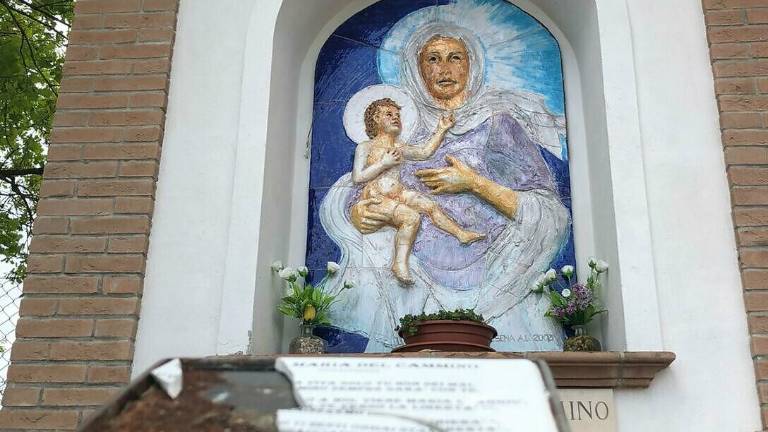 Vandali contro la Madonnina dei Gessi a Cesena