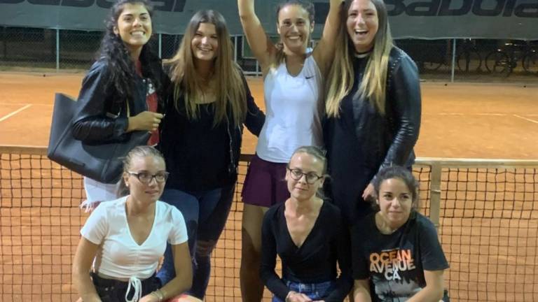 Tennis, Tozzola e Balducci alle semifinali femminili al Cacciari