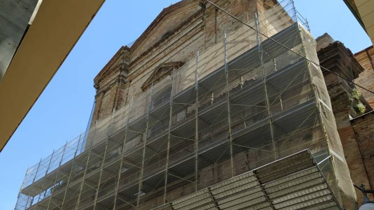 Faenza, idee per riqualificare Chiesa dei Servi, Terme, colonia di Castel Raniero