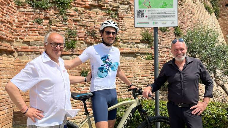 Assegnati a Cesena gli oscar italiani del cicloturismo, i premi stasera in piazza Del Popolo