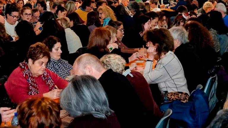 Oggi si riparte con tombola e karaoke