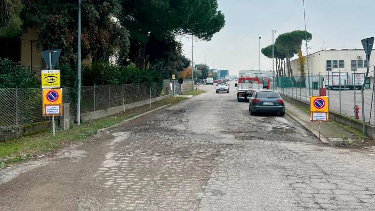 Cervia, via ai lavori stradali nella zona artigianale di Savio