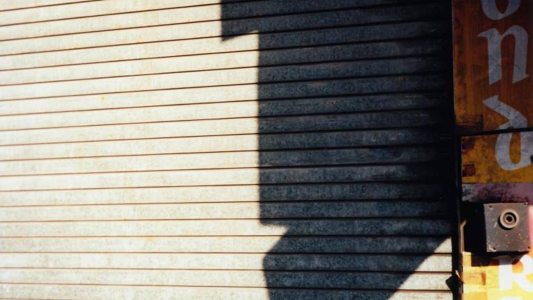 Stefania Rössl: fotografare in prima persona significa assumersi il rischio della scelta / GALLERY