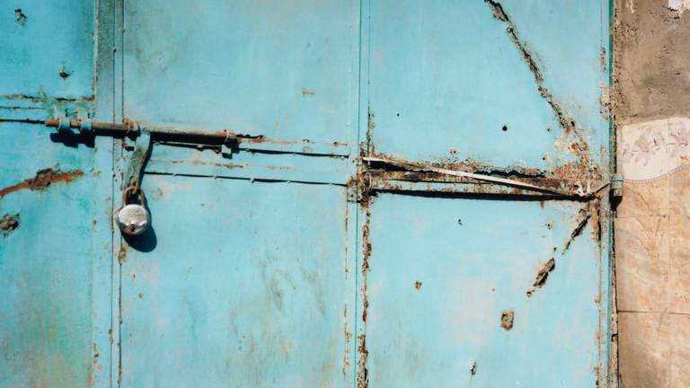 Stefania Rössl: fotografare in prima persona significa assumersi il rischio della scelta / GALLERY