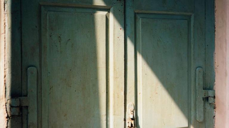 Stefania Rössl: fotografare in prima persona significa assumersi il rischio della scelta / GALLERY