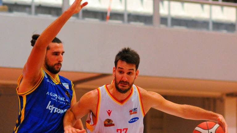 L’OraSì perde subito Naoni ma doma la Power Nocera